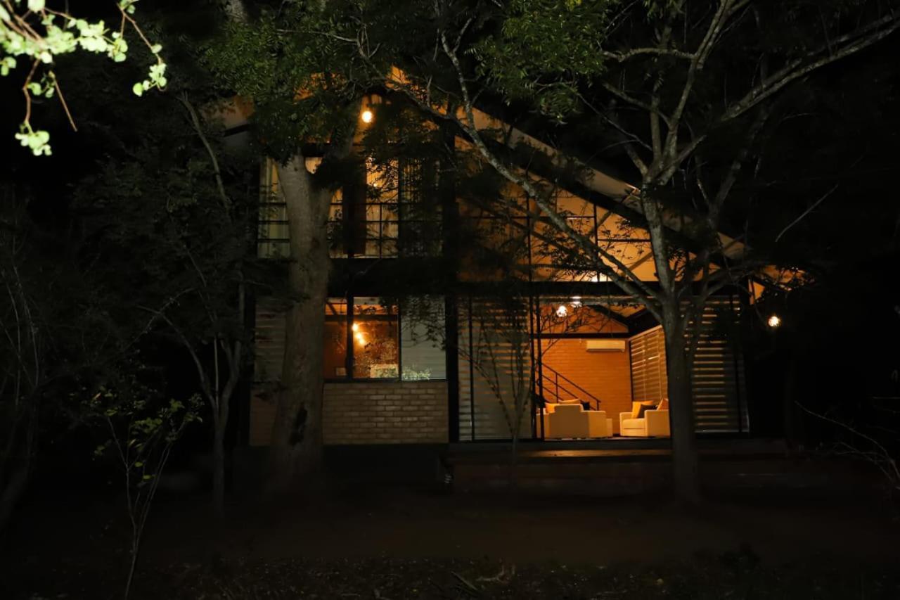 Life Of Leisure Wilpattu Villa Pahala Maragahawewa Exterior photo