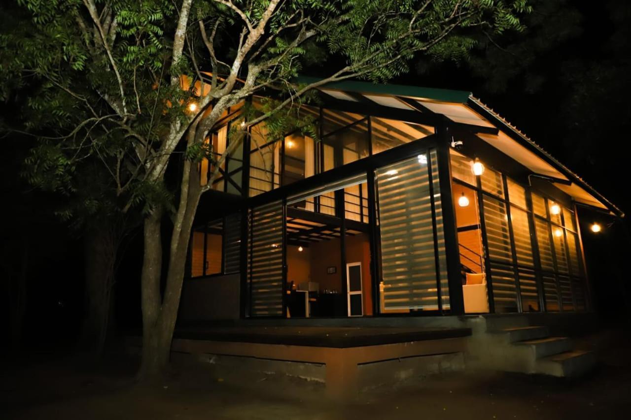 Life Of Leisure Wilpattu Villa Pahala Maragahawewa Exterior photo